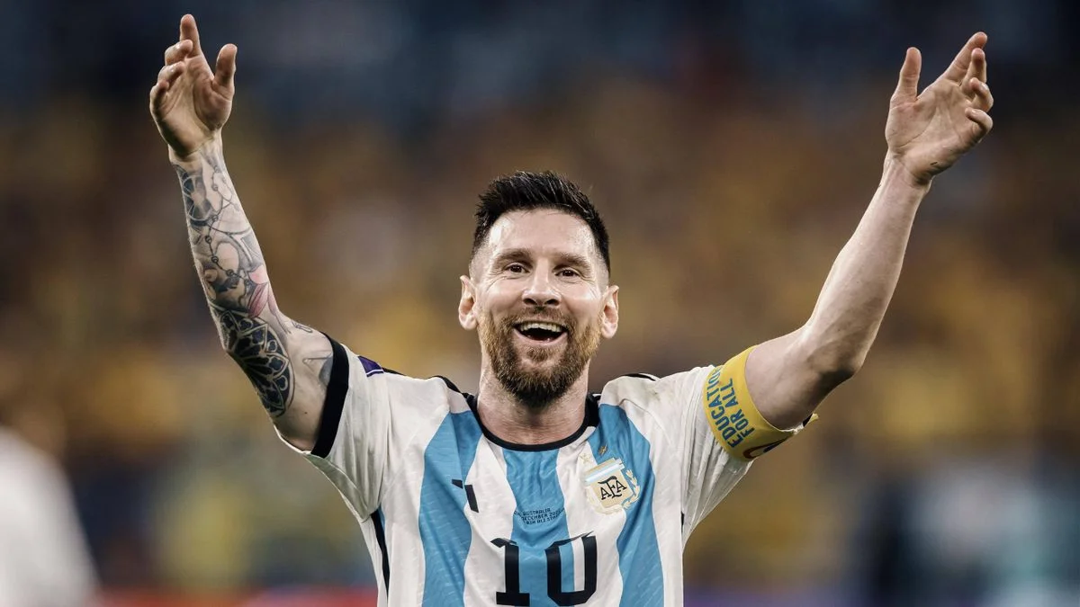 Lionel Messi Biography, Net Worth, Family and Football Career